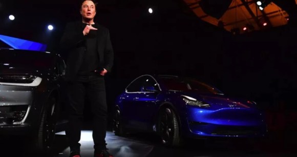 Elon Musk lors de la présentation du Model Y