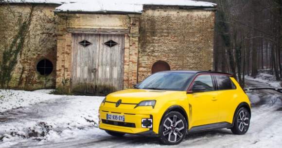 Renault 5 E-Tech // Source : Jean-Baptiste Passieux - Frandroid