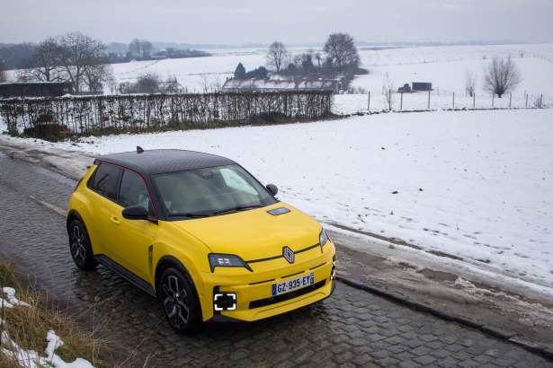 Renault 5 E-Tech // Source : Jean-Baptiste Passieux - Frandroid