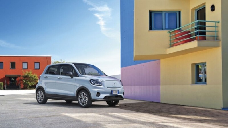 Voici pourquoi Stellantis baisse encore le prix de sa citadine électrique chinoise à moins de 20 000 € « fabriquée » en Europe