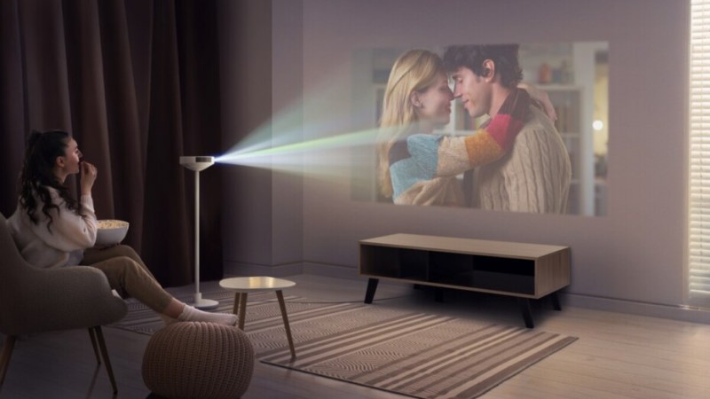 LG dévoile un projecteur multifonction 3-en-1 et un modèle à ultra courte focale
