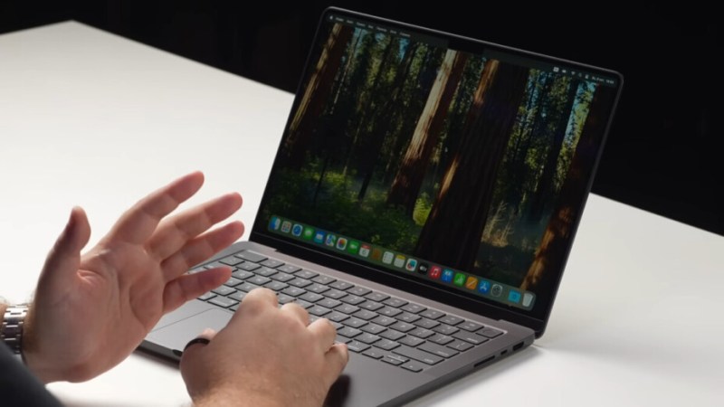 Le MacBook Air OLED attendra 2029 Le MacBook Air OLED attendra 2029