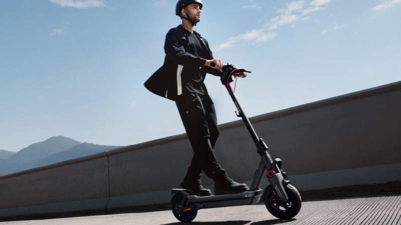 L’Espagne impose le casque obligatoire et un nouvel âge minimum pour les trottinettes électriques