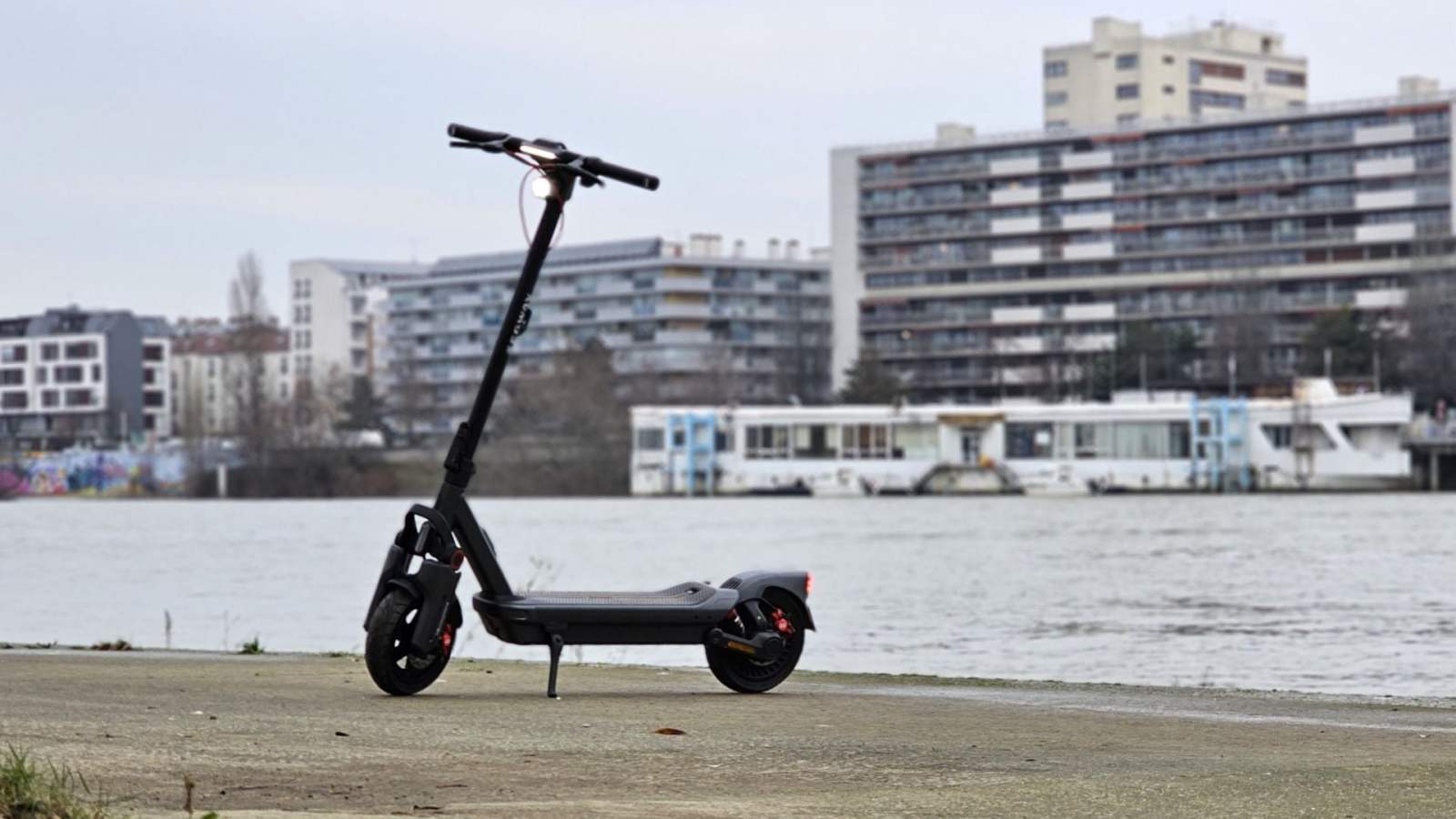 Boulanger casse dÃ©jÃ  le prix de la Ninebot Max G3 E, une rÃ©cente trottinette Ã©lectrique...