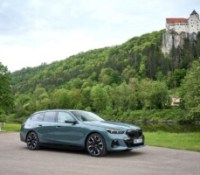 BMW booste l’autonomie de sa berline électrique sans augmenter la capacité de sa batterie : mais comment a-t-il fait ?