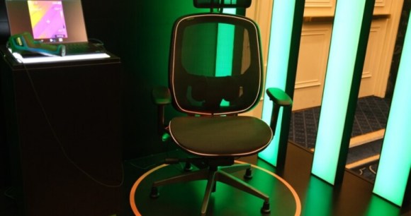 Confort ultime ou gadget ? On a testé la chaise chauffante et rafraîchissante de Razer