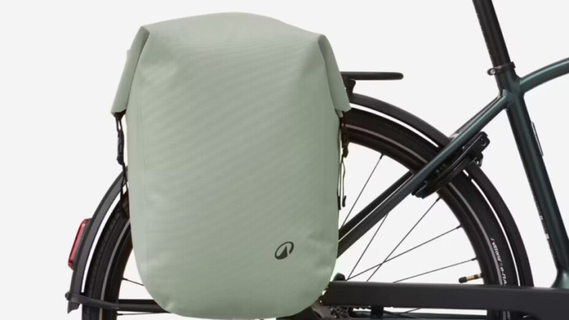 Decathlon dégaine une nouvelle sacoche vélo abordable dans un joli coloris Decathlon dégaine une nouvelle sacoche vélo abordable dans un joli coloris