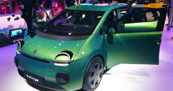 « La modularité, ça fait partie de son ADN » : Renault nous dévoile les secrets de sa future Twingo électrique à 20 000 euros