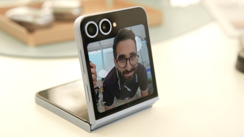 Galaxy Z Flip 7 : Samsung jouerait la prudence côté photo Galaxy Z Flip 7 : Samsung jouerait la prudence côté photo