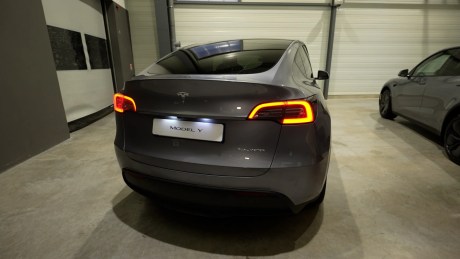 Tesla Model Y - Frandroid - ANCIEN MODEL ARRIERE