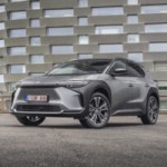 Les leçons de Toyota avec l’échec de sa première voiture électrique : il ne faut pas négliger ces deux technologies