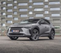 Les leçons de Toyota avec l’échec de sa première voiture électrique : il ne faut pas négliger ces deux technologies