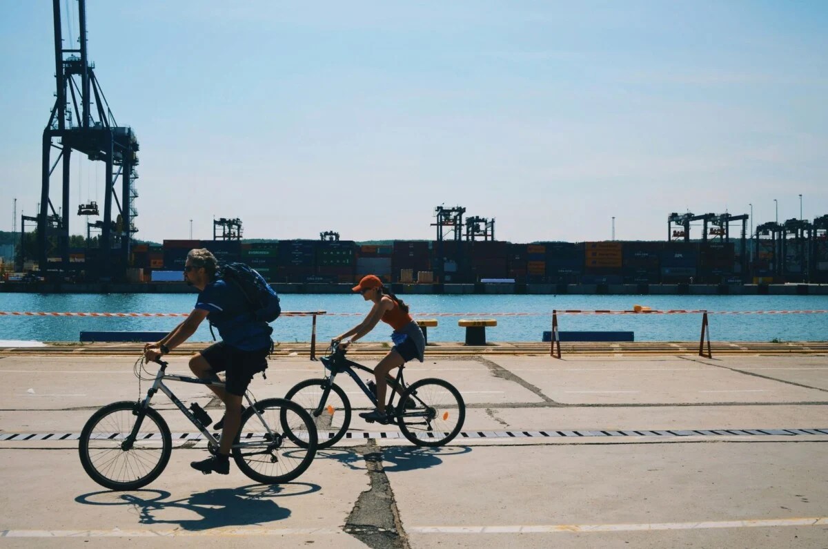 Vélo containers port