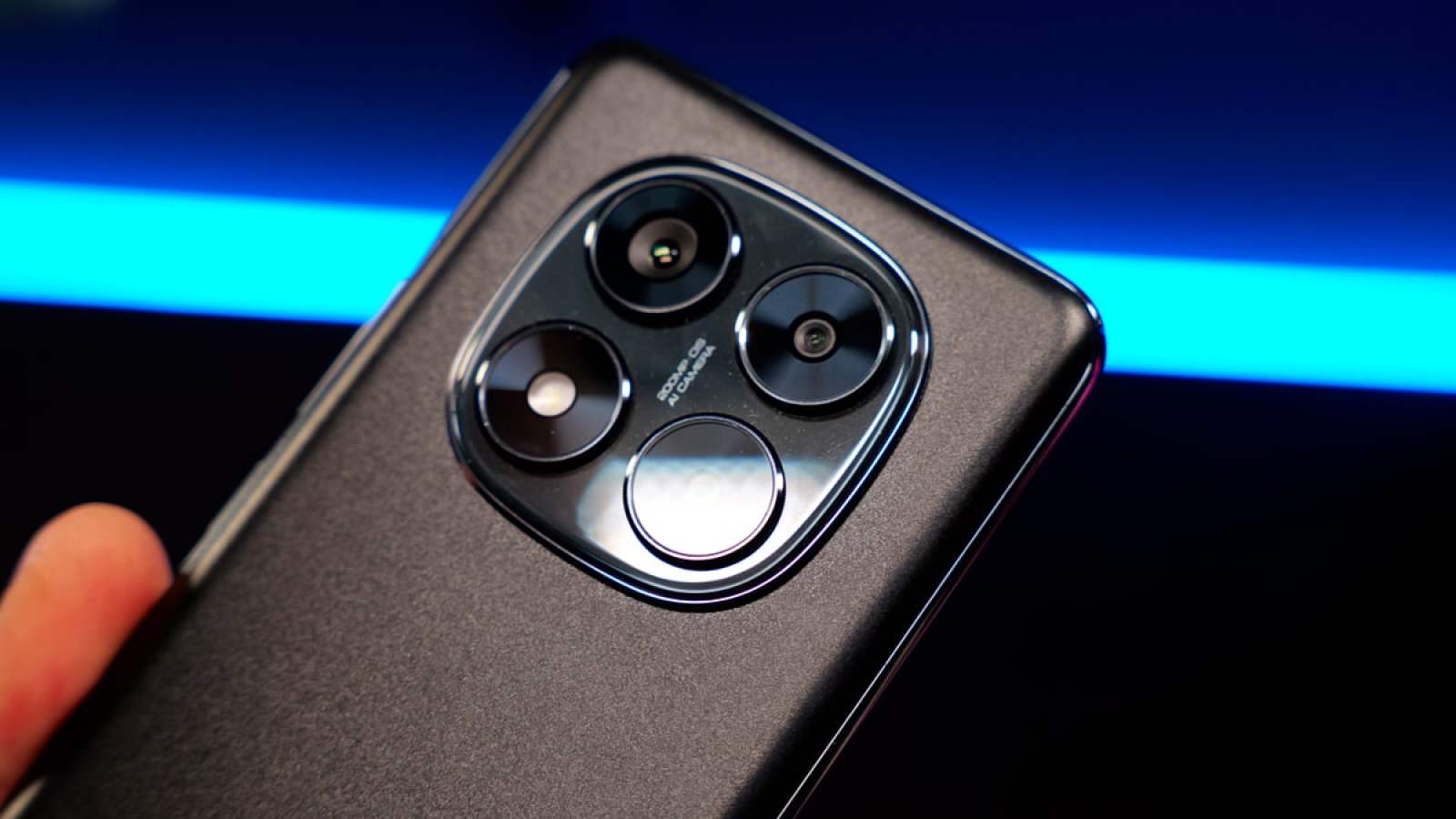 Pourquoi choisir le nouveau modèle quand le Xiaomi Redmi Note 14 Pro 5G est à moins de 100 € ?