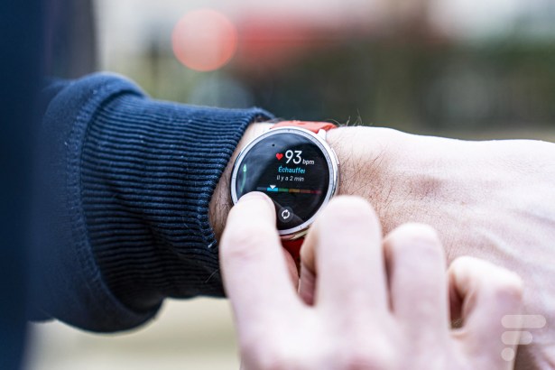 L'Amazfit Active 2 // Source : Chloé Pertuis - Frandroid