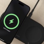 Ce chargeur sans fil 2-en-1 compatible MagSafe à -50 % coche toutes les cases pour les utilisateurs Apple Ce chargeur sans fil 2-en-1 compatible MagSafe à -50 % coche toutes les cases pour les utilisateurs Apple
