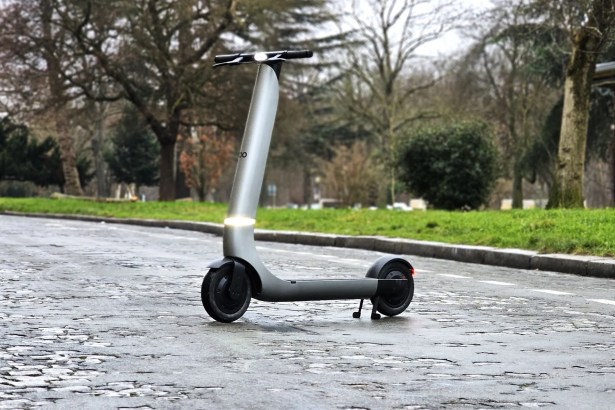 Bo M design avant