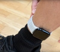 Apple Watch ou bracelet électronique ? Pourquoi certaines personnes portent leurs montres connectées à la cheville