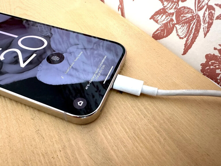 Comment Faire Recharger Son Iphone Min Abime La Batterie