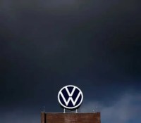 Volkswagen pourrait envoyer un signal fort avec ses moteurs essence face aux difficultés de la voiture électrique