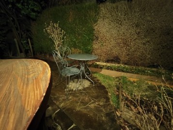 nuit uga table