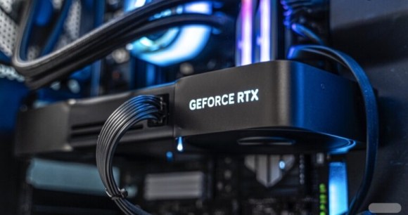 Pour s’acheter des GeForce RTX en rupture permanente, ils s’organisent