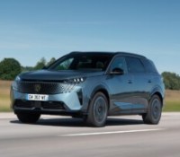 Voici la nouvelle version du Peugeot 5008 électrique : vers une baisse de prix ?