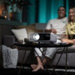 Du jamais vu sur Amazon : ce vidéoprojecteur Philips Full HD passe à -50%, de quoi se faire de bonnes soirées ciné sans se ruiner