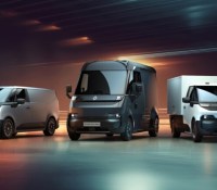 Voici les Renault Estafette et Trafic électriques : ils récupèrent la meilleure technologie des Tesla