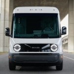 Voici le nouveau véhicule électrique Rivian : un van qui fait penser au Tesla Semi Voici le nouveau véhicule électrique Rivian : un van qui fait penser au Tesla Semi