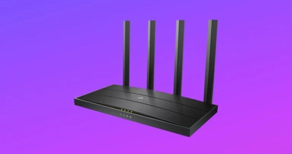 TP-Link Archer AX18 // Source : Frandroid