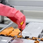 97 % du lithium recyclé : les batteries sans cobalt des voitures électriques abordables passent un nouveau cap