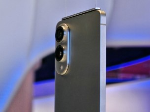 Samsung Galaxy S25 Edge // Source : Arnaud Gelineau - Frandroid