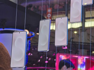 Samsung Galaxy S25 Edge // Source : Arnaud Gelineau - Frandroid