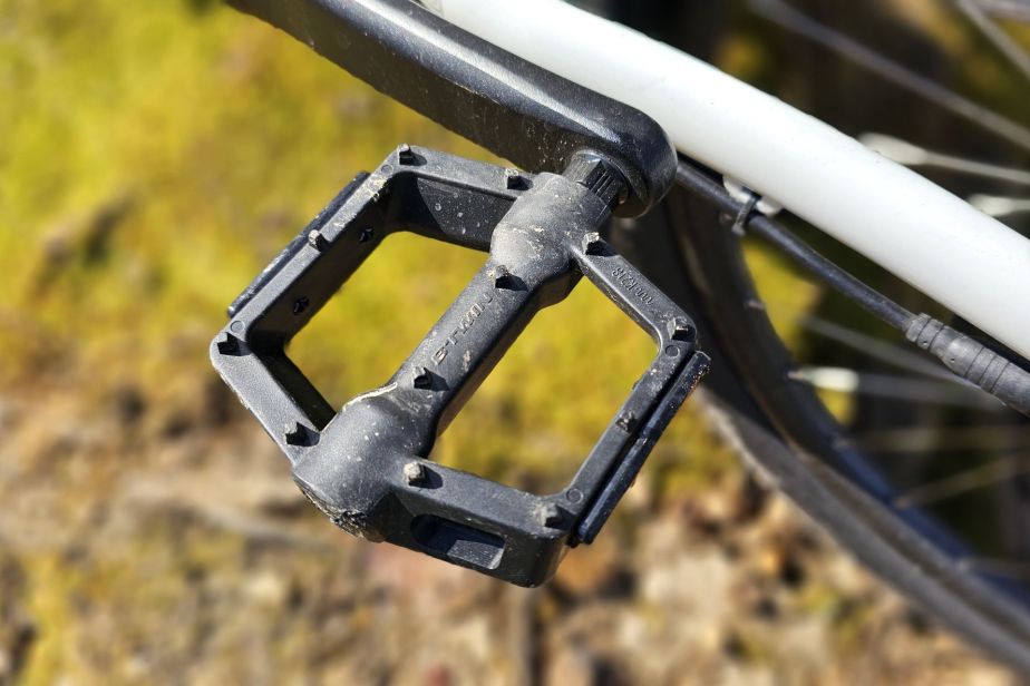 Decathlon Rockrider E-ACTV 100 test pédales