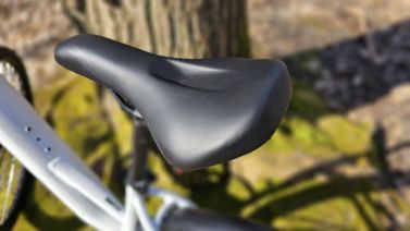 La selle est assea confortable. // Source : M. Lauraux pour Frandroid