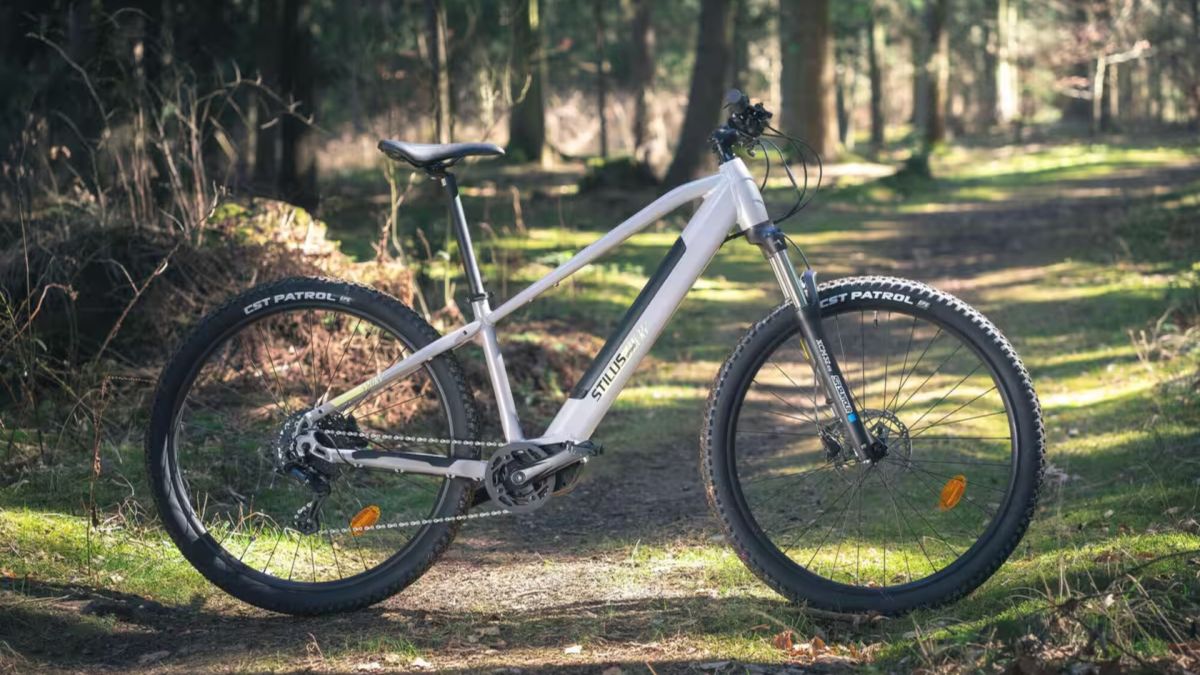 Image Stilus Off Road : Decathlon se montre généreux en baissant de 500 € le prix de ce VTT électrique puissant et confortable