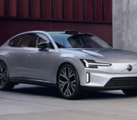 Volvo dévoile sa nouvelle voiture électrique avec 700 km d’autonomie et une recharge ultra-rapide : voici l’ES90