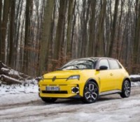 Renault 5 et Citroën ë-C3 en tête des ventes électriques en février 2025, Tesla peut-il encore rivaliser ?