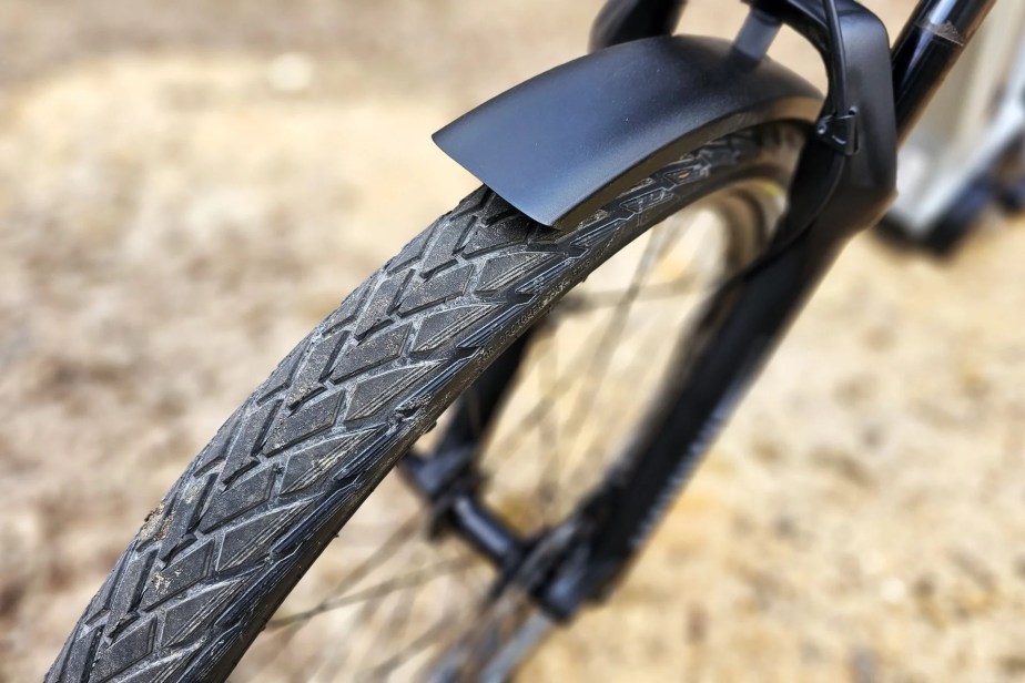 Intersport Nakamura Crossover GT pneus
