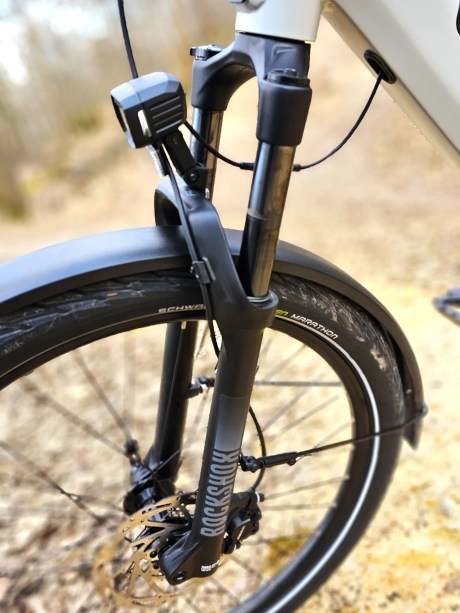 Intersport Nakamura Crossover GT suspension fourche