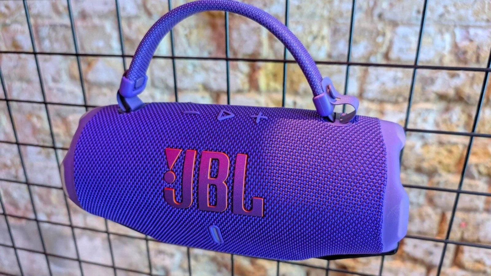 أحمال JBL 6: الصوت الغامر والاستقلال الذي يدوم