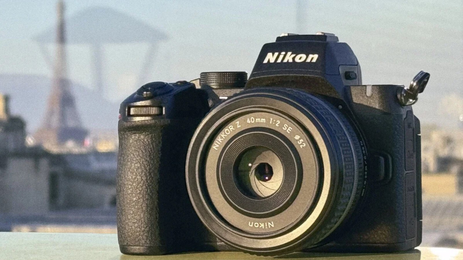 اختبار Nikon Z50 II: كاميرا يمكن الوصول إليها تحت غطاء محرك السيارة