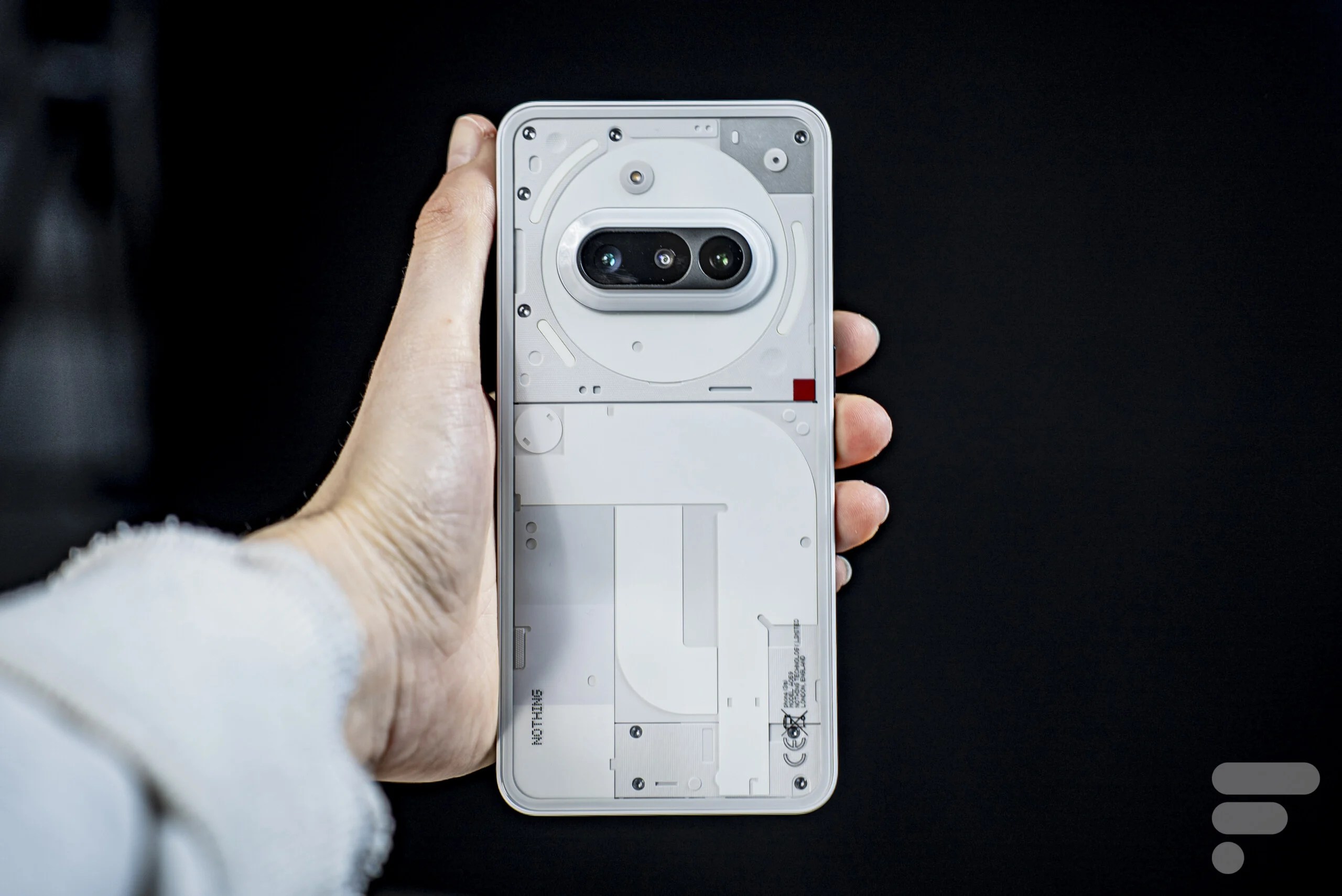 Nothing Phone (3a)ホワイト 本体 Smartphone NOTHING Phone 3A Lite Blanc 128Go | Boulanger