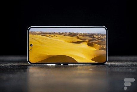 Nothing Phone (3a) 25
