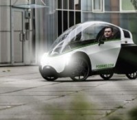 Cet étonnant vélo électrique à quatre roues débarque en France, mais il y a gros mais