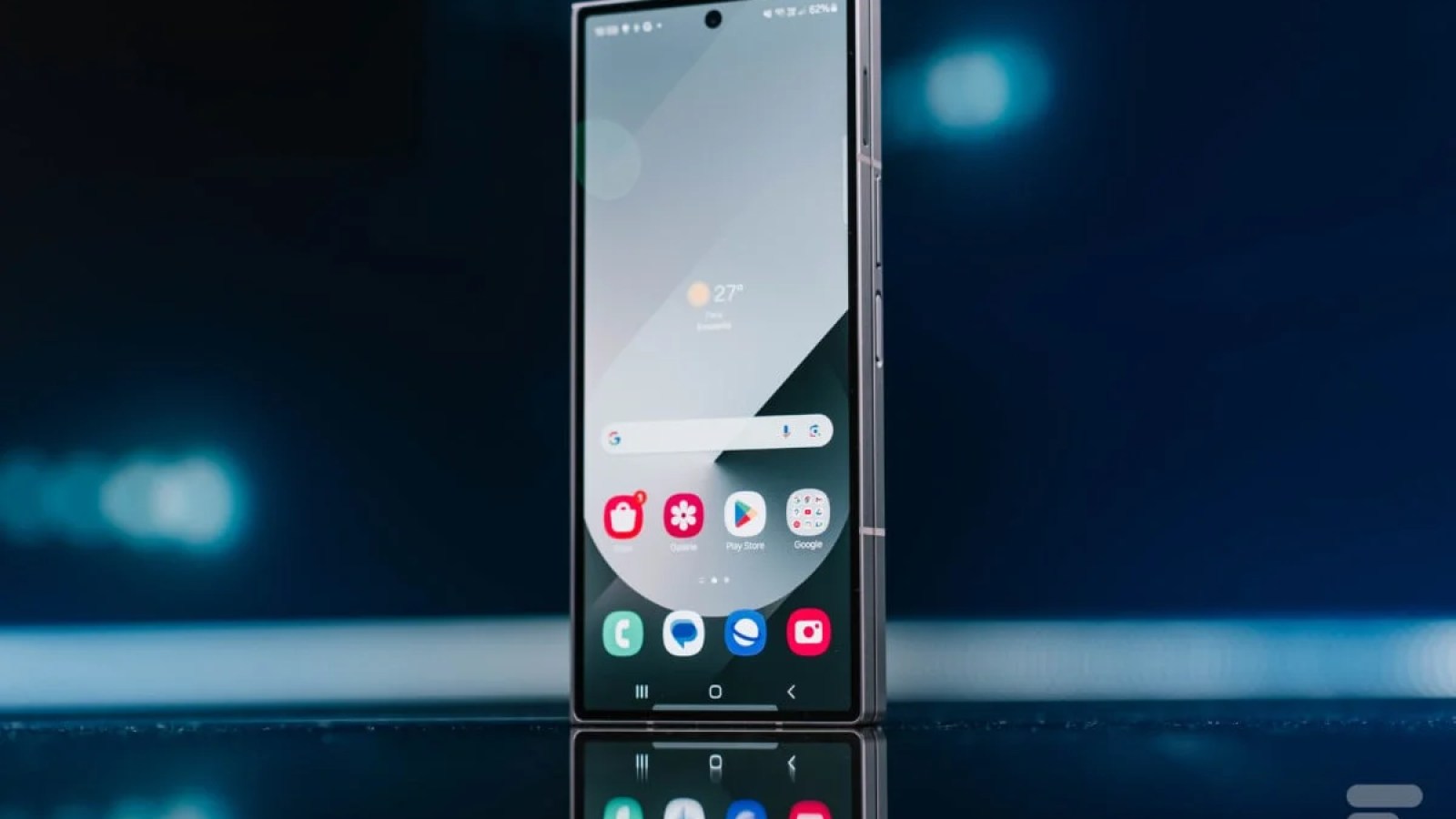 أثناء انتظار خليفةها ، تستمر Samsung Galaxy Z Fold 6 في خفض سعرها