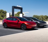 Coup dur pour Tesla au pire moment : la présidente du conseil d’administration liquide 117 millions de dollars d’action