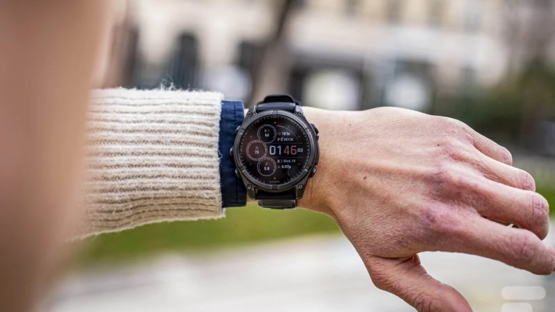 Avec 250 € en moins, la Garmin Fenix 8 Solar profite enfin d’une vraie promo