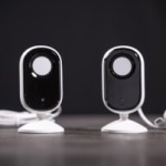 Test de la Arlo Essential 2K Intérieure : enfin une vraie caméra indoor chez Arlo ?
